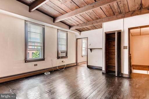 901 S EAST AVE, BALTIMORE, MD, 21224