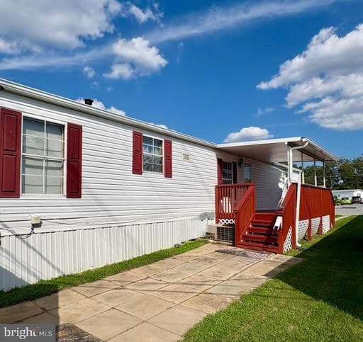 25 Vista Mobile Dr, Dundalk, MD 21222-5528, United States