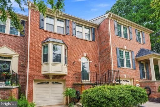 672 Budleigh Cir, Lutherville Timonium, MD 21093-1880, United States