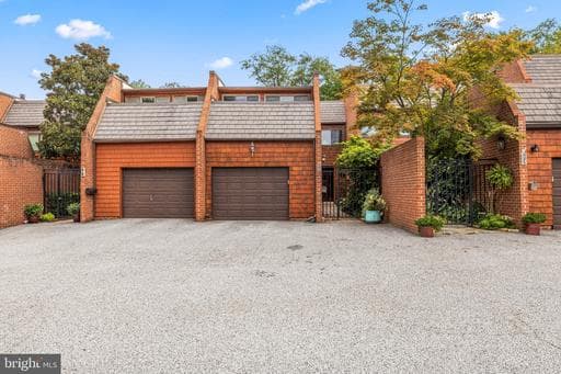 11 Coldwater Ct, Towson, MD 21204-2044, United States