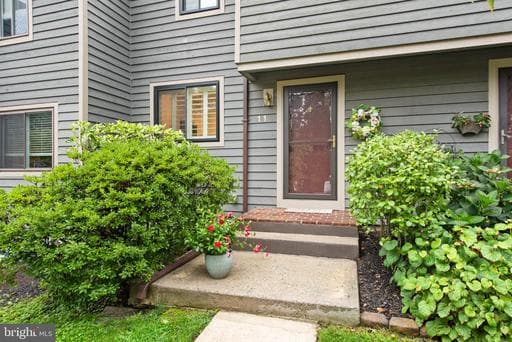11 STONERIDGE CT, BALTIMORE, MD, 21239