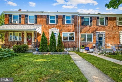 8746 Cimarron Cir, Parkville, MD 21234-3902, United States