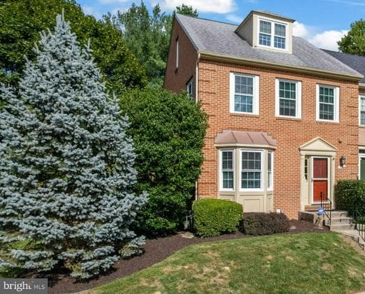 18 Steeplejack Ct, Owings Mills, MD 21117-5205, United States
