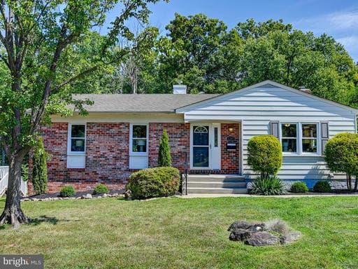 1307 Hickory Springs Cir, Catonsville, MD 21228-2627, United States