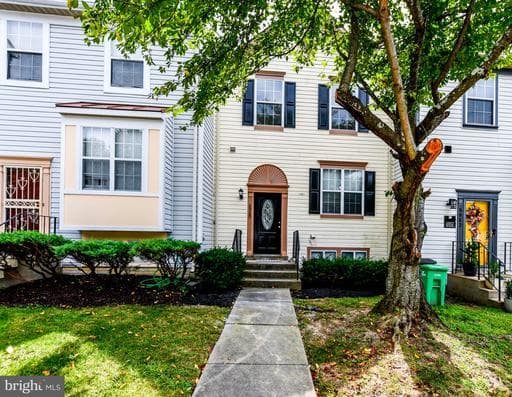 5950 S Hil Mar Cir, District Heights, MD 20747-2990, United States