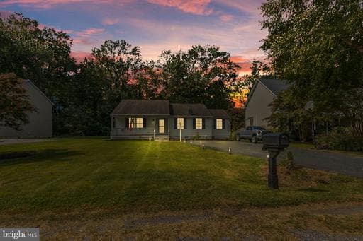 909 Petinot Pl, Stevensville, MD 21666-2213, United States