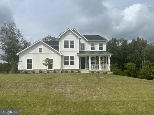 2000 Aram DR ACCOKEEK MD 20607