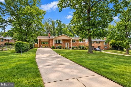 5309 Acorn DR TEMPLE HILLS MD 20748