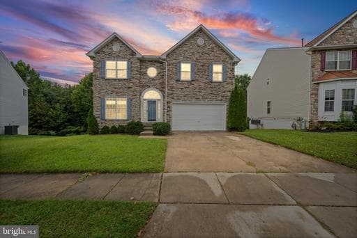 4722 Stellabrooke Ln, Rosedale, MD 21237-3744, United States