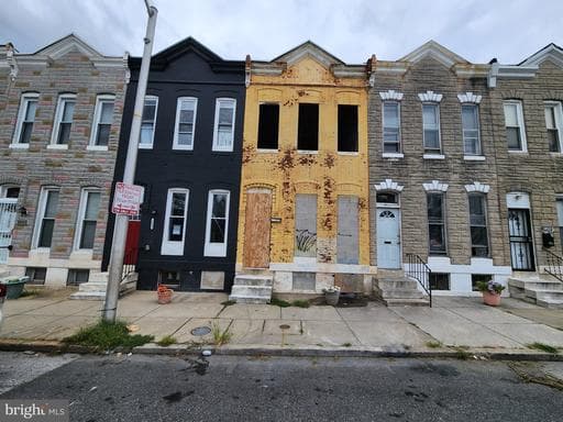 2446 Brentwood Ave, Baltimore, MD 21218-5328, United States