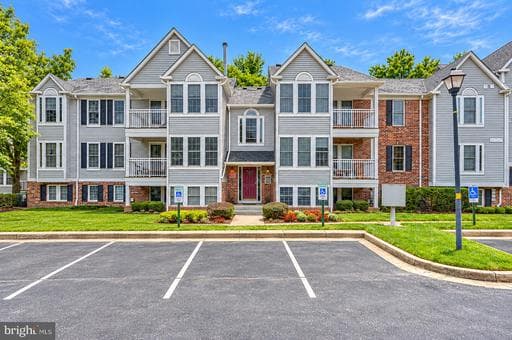 1470 Greenbriar Cir, Pikesville, MD 21208-3753, United States
