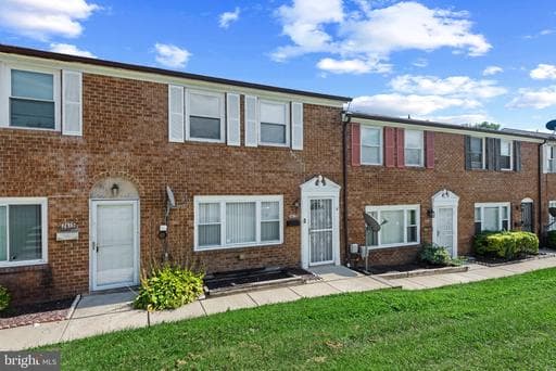 2613 Hallam CT #2613 WINDSOR MILL MD 21244