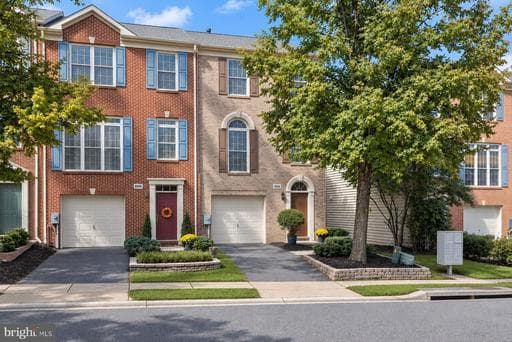 8866 Montjoy Pl, Ellicott City, MD 21043-8002, United States