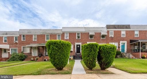 3809 Shannon Dr, Baltimore, MD 21213-1826, United States