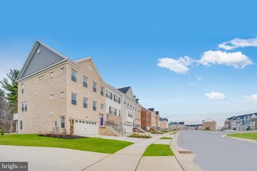 314 Birdie Ct, Pikesville, MD 21208-1214, United States