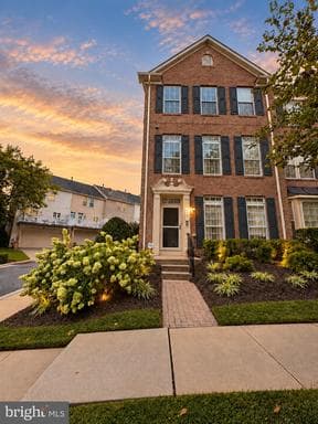 5101 Key View Way, Perry Hall, MD 21128-8939, United States