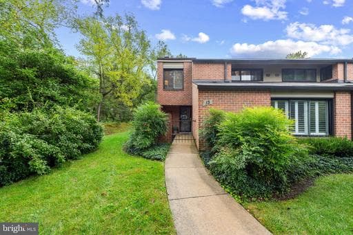 13 Oakhampton Dr, Lutherville Timonium, MD 21093-5931, United States