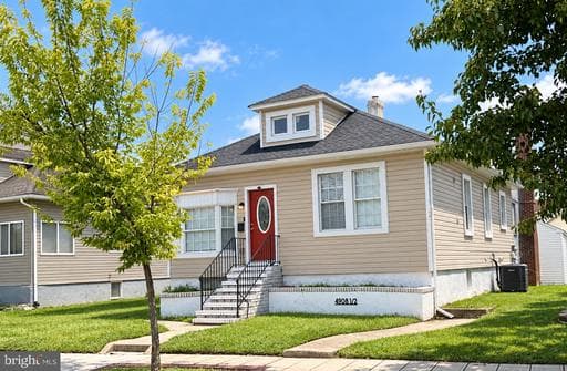 4908 1/2 Harford RD BALTIMORE MD 21214