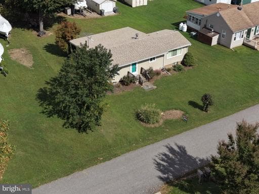17 Midway Dr, Earleville, MD 21919-2254, United States