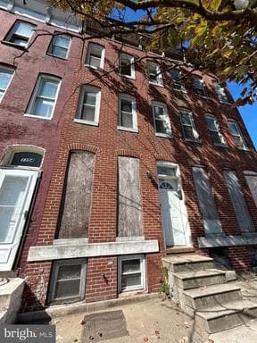 1156 N Carey St, Baltimore, MD 21217-2618, United States