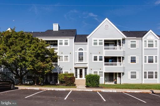 8601 Falls Run Rd, Ellicott City, MD 21043-7319, United States
