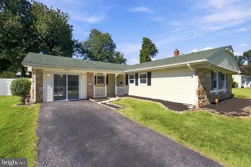 12432 Melling Ln, Bowie, MD 20715-2957, United States