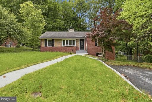 4915 Sharon Rd, Temple Hills, MD 20748-2235, United States