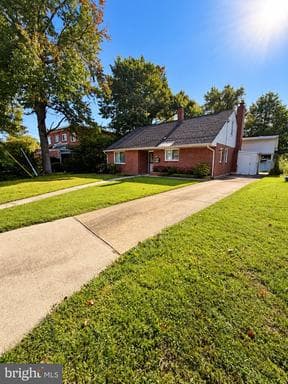 1115 Navahoe Dr, Silver Spring, MD 20903-3338, United States