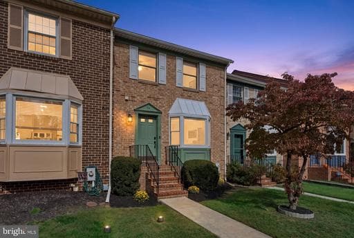 54 Cherrywood Ct, Cockeysville, MD 21030-1932, United States