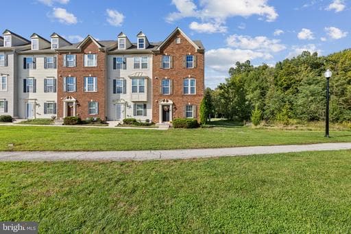 7434 Rigby Pl, Elkridge, MD 21075-7287, United States