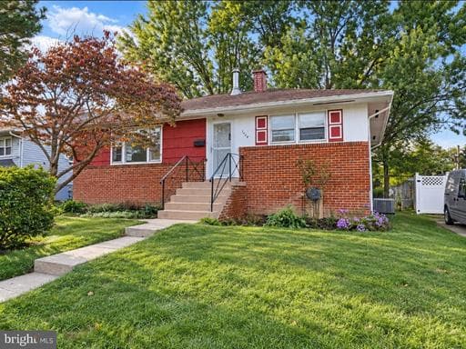 1008 Turney Ave, Laurel, MD 20707-3838, United States