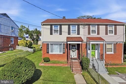 3208 Dallas Dr, Temple Hills, MD 20748-4517, United States