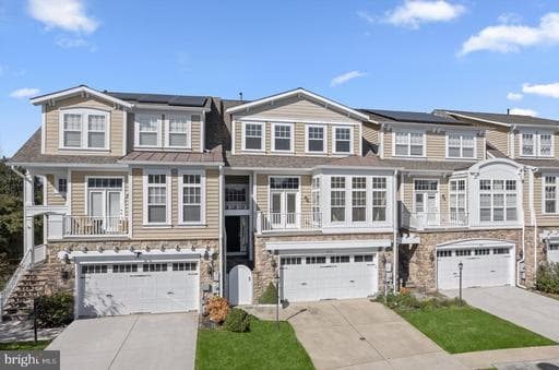8803 Mirror Lake Way, Laurel, MD 20723-4907, United States