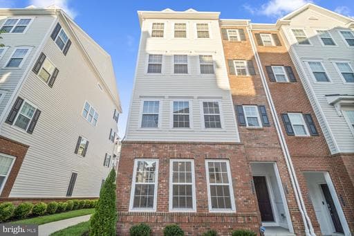 4523 Reaney Ln, Owings Mills, MD 21117-5923, United States