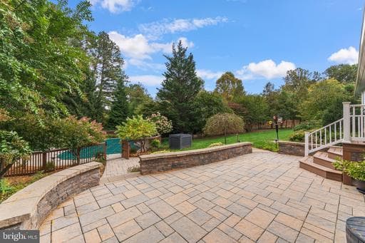 10173 Green Clover Dr, Ellicott City, MD 21042-1639, United States