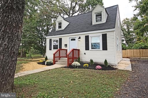 6807 Elmhurst St, District Heights, MD 20747-2234, United States