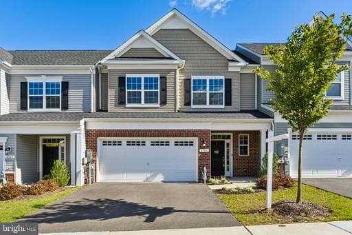 8705 Hines Cir, Laurel, MD 20723-1344, United States