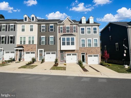 7513 Bharat Way, Elkridge, MD 21075-5496, United States